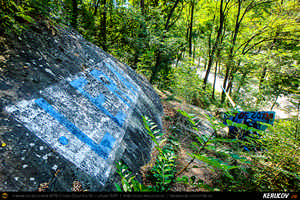 Trasee cu bicicleta MTB XC - Traseu MTB Poienile - Gura Bascei - Calvini - Slobozia - Corbu - Lera - Chiojdu - Basca Chiojdului: Casa cu Blazoane din Chiojdu si Cascada La Sipot de Andrei Vocurek
