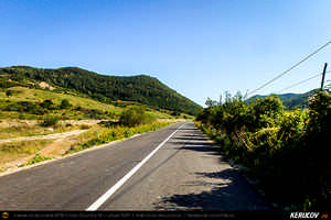 Trasee cu bicicleta MTB XC - Traseu MTB Poienile - Gura Bascei - Calvini - Slobozia - Corbu - Lera - Chiojdu - Basca Chiojdului: Casa cu Blazoane din Chiojdu si Cascada La Sipot de Andrei Vocurek