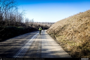 Trasee cu bicicleta MTB XC - Traseu SSP Bucuresti - Valea Dragului - Hotarele - Mironesti - Gradistea - Adunatii-Copaceni - Bucuresti (Schitul Mironesti si Conacul Radu Serban) de Andrei Vocurek