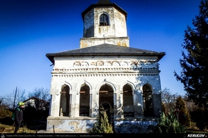 Trasee cu bicicleta MTB XC - Traseu SSP Bucuresti - Valea Dragului - Hotarele - Mironesti - Gradistea - Adunatii-Copaceni - Bucuresti (Schitul Mironesti si Conacul Radu Serban) de Andrei Vocurek