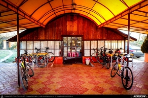 Trasee cu bicicleta MTB XC - Traseu SSP Bucuresti - Valea Dragului - Hotarele - Mironesti - Gradistea - Adunatii-Copaceni - Bucuresti (Schitul Mironesti si Conacul Radu Serban) de Andrei Vocurek