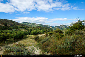 Trasee cu bicicleta MTB XC - Traseu MTB Poienile - Patarlagele - Colti - Ulmet - Bozioru - Muscelu-Caramanesti - Valea Sibiciului - Poienile: Babele de la Ulmet / trovanti de Andrei Vocurek