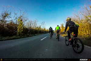 Trasee cu bicicleta MTB XC - Traseu SSP Bucuresti - Gradistea - Falastoaca - Isvoarele - Hotarele - Greaca - Prundu - Adunatii-Copaceni - Bucuresti (Conacul Gorski din Greaca) de Andrei Vocurek