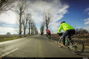 Trasee cu bicicleta MTB XC - Traseu SSP Bucuresti - 1 Decembrie - Novaci - Mihailesti - Stalpu - Calugareni - Adunatii-Copaceni - Bucuresti (Conacul Calinescu din Mihailesti) de Andrei Vocurek