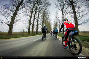 Trasee cu bicicleta MTB XC - Traseu SSP Bucuresti - Dimieni - Caciulati - Moara Vlasiei - Lipia - Merii Petchii - Moara Vlasiei - Dascalu - Tunari - Bucuresti de Andrei Vocurek