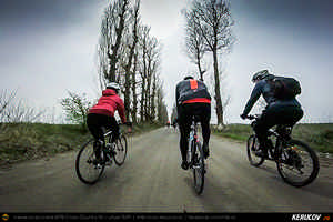 Trasee cu bicicleta MTB XC - Traseu SSP Bucuresti - Dimieni - Caciulati - Moara Vlasiei - Lipia - Merii Petchii - Moara Vlasiei - Dascalu - Tunari - Bucuresti de Andrei Vocurek