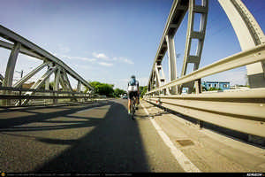 Trasee cu bicicleta MTB XC - Traseu SSP Bucuresti - 1 Decembrie - Gradistea - Comana - Vlad Tepes - Mogosesti - Jilava - Bucuresti (bujorul de padure in Parcul Natural Comana) de Andrei Vocurek
