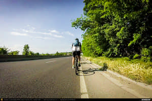 Trasee cu bicicleta MTB XC - Traseu SSP Bucuresti - 1 Decembrie - Gradistea - Comana - Vlad Tepes - Mogosesti - Jilava - Bucuresti (bujorul de padure in Parcul Natural Comana) de Andrei Vocurek