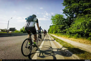 Trasee cu bicicleta MTB XC - Traseu SSP Bucuresti - 1 Decembrie - Gradistea - Comana - Vlad Tepes - Mogosesti - Jilava - Bucuresti (bujorul de padure in Parcul Natural Comana) de Andrei Vocurek