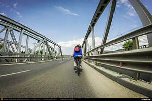 Trasee cu bicicleta MTB XC - Traseu SSP Bucuresti - 1 Decembrie - Gradistea - Comana - Vlad Tepes - Mogosesti - Jilava - Bucuresti (bujorul de padure in Parcul Natural Comana) de Andrei Vocurek