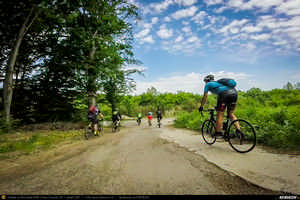 Trasee cu bicicleta MTB XC - Traseu SSP Bucuresti - Tunari - Balotesti - Tancabesti - Ciolpani - Silistea Snagovului - Gruiu - Lipia - Moara Vlasiei - Dascalu - Bucuresti (Padurea Snagov, Lacul Snagov) de Andrei Vocurek