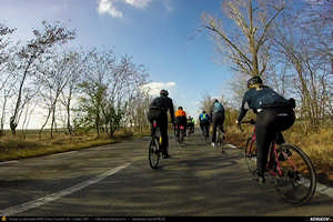 Trasee cu bicicleta MTB XC - Traseu SSP Bucuresti - Berceni - Dobreni - Varasti - Valea Dragului - Herasti - Hotarele - Isvoarele - Teiusu - Mironesti - Comana - Gradistea - Mogosesti - Varlaam - Adunatii-Copaceni - 1 Decembrie - Jilava - Bucuresti de Andrei Vocurek