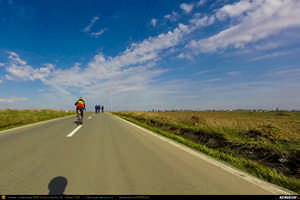 Trasee cu bicicleta MTB XC - Traseu SSP Bucuresti - Chiajna - Joita - Cosoba - Romanesti - Potlogi - Ulmi - Bolintin-Deal - Tantava - Darvari - Clinceni - Magurele - Bucuresti (Palatul Brancovenesc de la Potlogi) de Andrei Vocurek