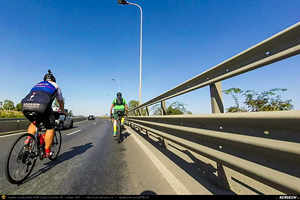 Trasee cu bicicleta MTB XC - Traseu SSP Bucuresti - Alunisu - Darasti-Ilfov - 1 Decembrie - Mogosesti - Gradistea - Comana - Mihai Bravu - Uzunu - Crucea de Piatra - Calugareni - Budeni - Gradistea -  Varlaam - Adunatii-Copaceni - 1 Decembrie - Jilava - Bucuresti * de Andrei Vocurek