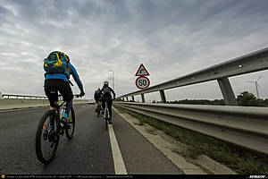 Trasee cu bicicleta MTB XC - Traseu SSP Bucuresti - Alunisu - 1 Decembrie - Gradistea - Comana - Uzunu - Calugareni - Iepuresti - Stalpu - Mihailesti - Novaci - Darasti-Vlasca - 1 Decembrie - Bucuresti de Andrei Vocurek