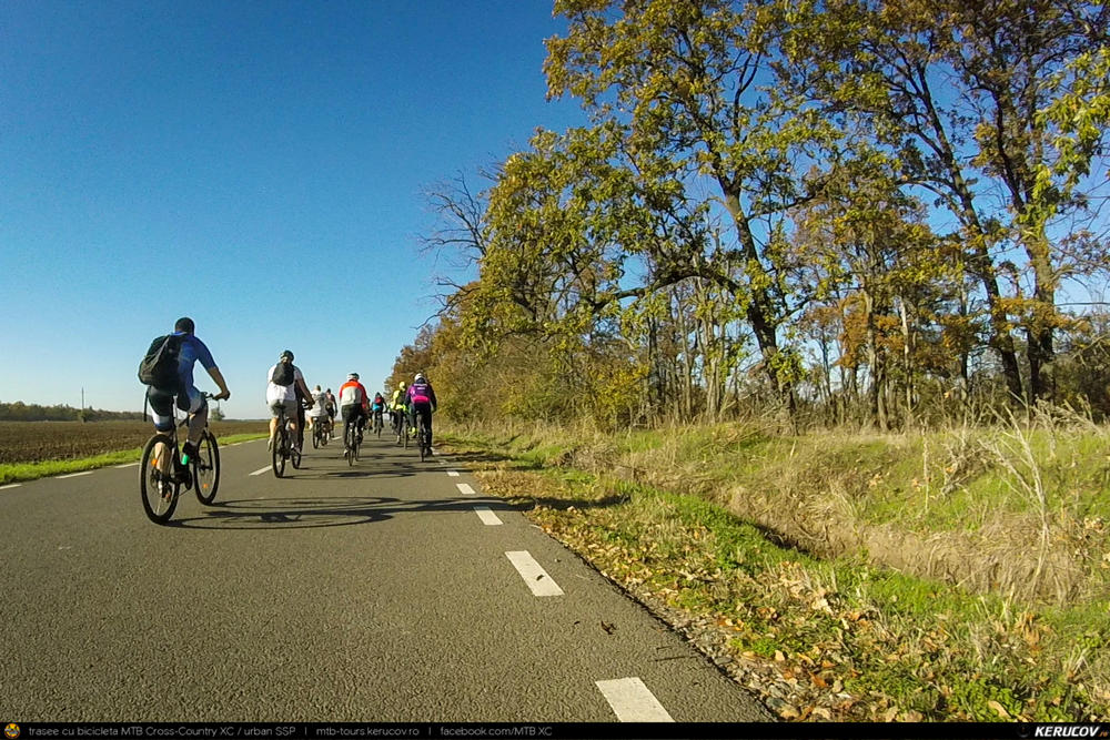 Traseu SSP Bucuresti - Pipera - Tunari - Stefanesti - Afumati - Ganeasa - Pasarea - Branesti - Vadu Anei - Fundeni - Pitigaia - Posta - Balaceanca - Glina - Bucuresti -  KERUCOV .ro © 1997 - 2025 || Andrei Vocurek