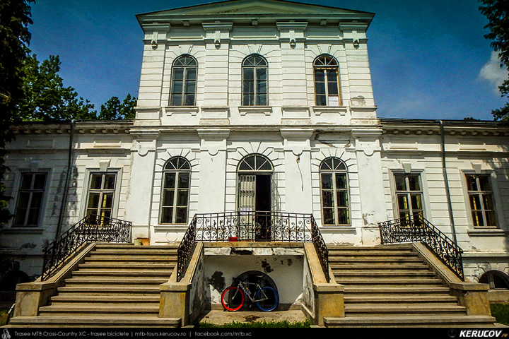 Palatul Ghica de la Caciulati